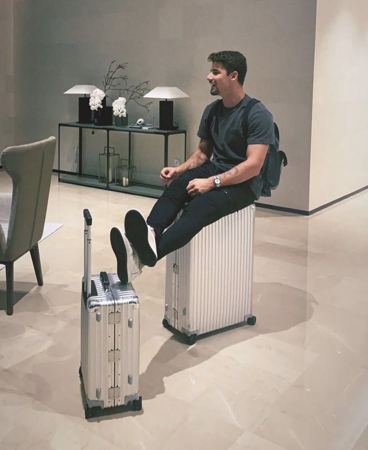 Nurvira Belluci Aluminium Suitcase