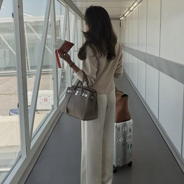 Nurvira Belluci Aluminium Suitcase